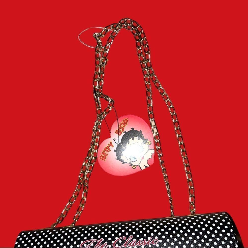 Betty Boop nwt adorable purse with adjustable chain strap! - Picture 7 of 10